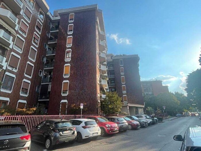 Appartamento bilocale in affitto in Via Oslavia, San Biagio, Monza