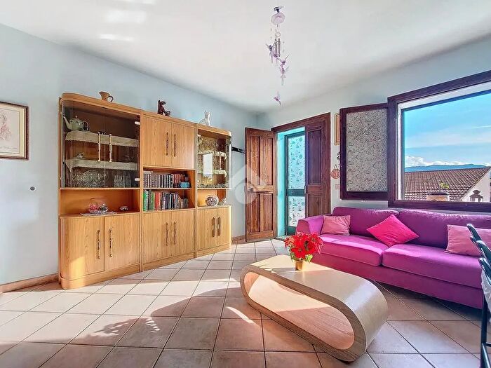 Appartamento trilocale in vendita in Via Amsicora, Valledoria