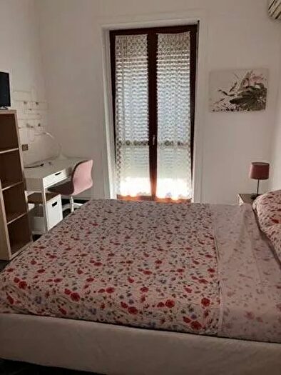 Appartamento trilocale in affitto in Corso Cristoforo Colombo Milano, Milano