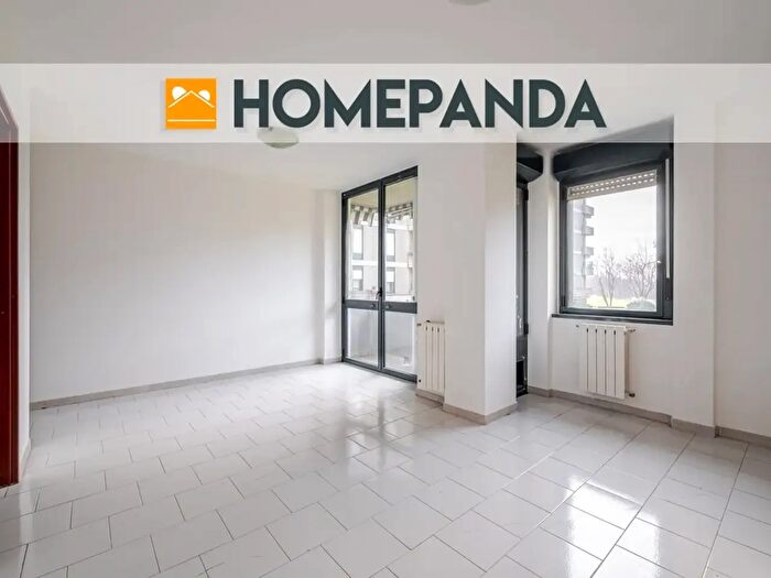 Appartamento trilocale in vendita in Via Luigi Capuana, Rho