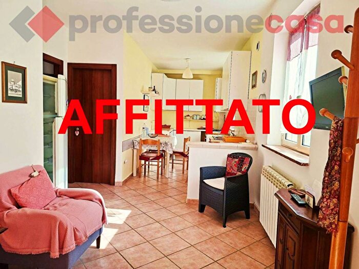 Casa trilocale in affitto in VIA MAZZAROPPI, Aquino