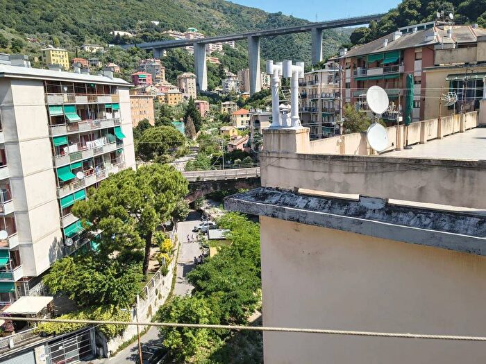 Casa bilocale in affitto in Via Giulio Tanini, Borgoratti, Genova