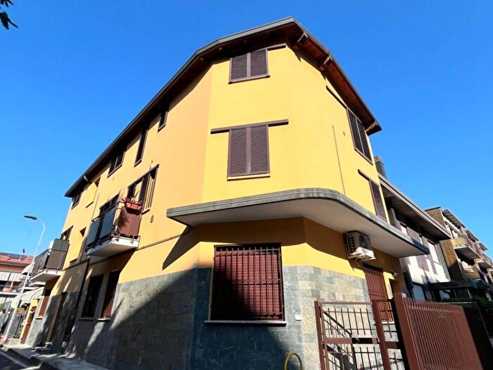 Case in Vendita e in Affitto - 3