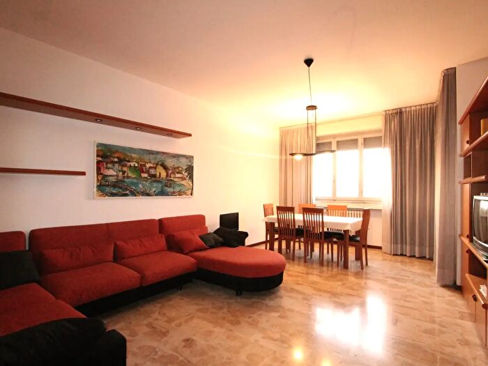 Appartamento quadrilocale in vendita in Via Guglielmo Marconi, Cinisello Balsamo