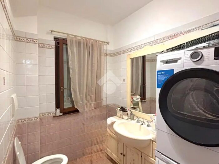 Casa con 8 locali in vendita in Via Giorgio Morandi, Genzano Di Roma