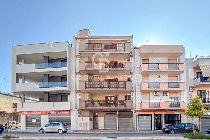 Appartamento quadrilocale in vendita in Via Montegrappa, Andria