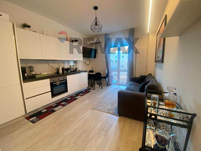 Appartamento bilocale in affitto in Via Zanella, Argonne Corsica, Milano