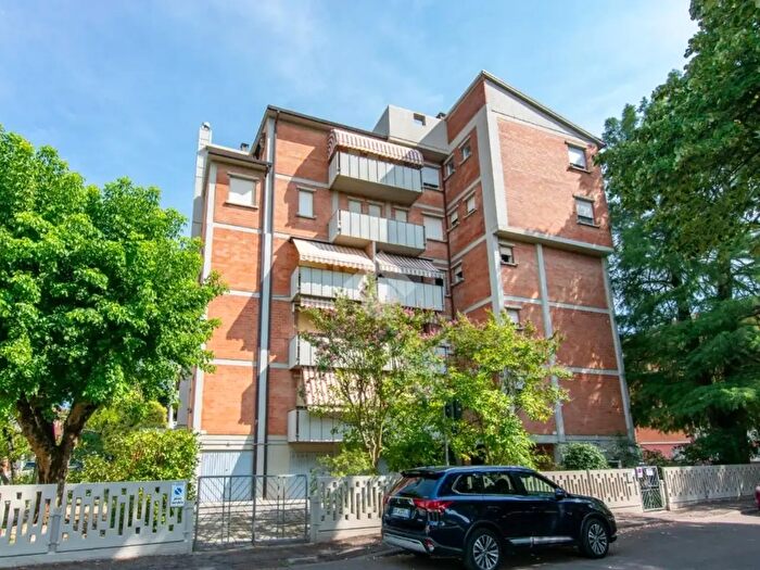 Appartamento quadrilocale in vendita in Via Luigi Capuana, Ferrara