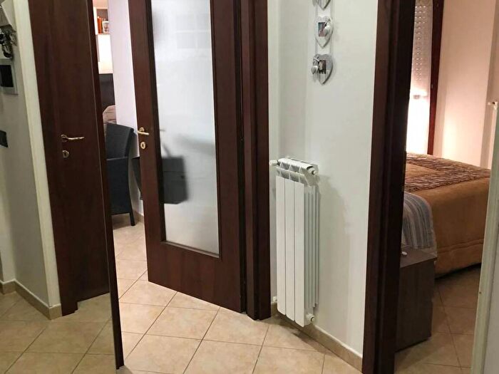 Appartamento bilocale in affitto in Via Del Colle, Centro, Cori