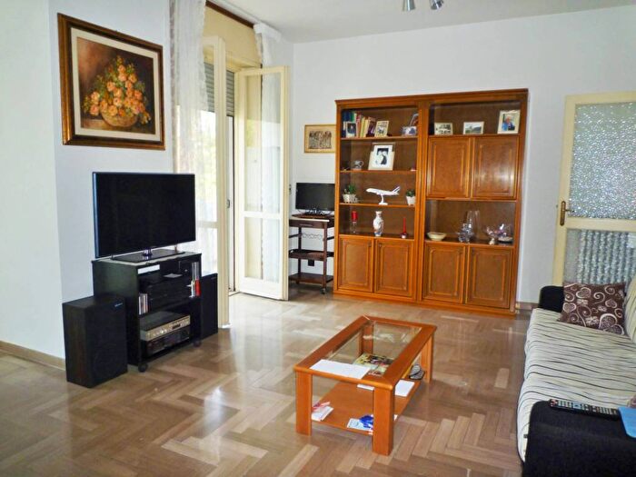 Appartamento trilocale in affitto in via tito speri, San Paolo, Ferrara