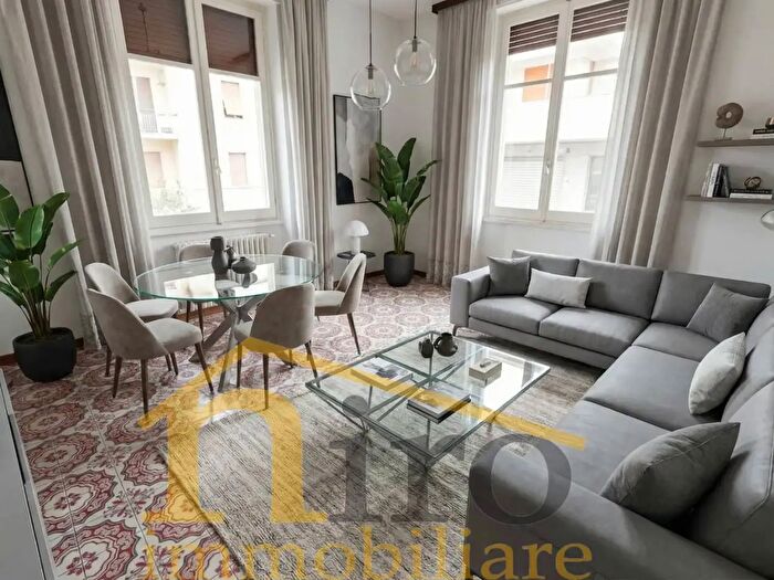 Appartamento con 5 locali in vendita in Via Balilla, Pescara