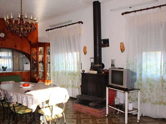Casa quadrilocale in vendita in Via Toscana, Belmonte Mezzagno