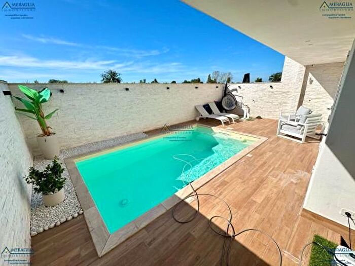 Casa con 6 locali in vendita in Via Vittorio Emanuele, Parete