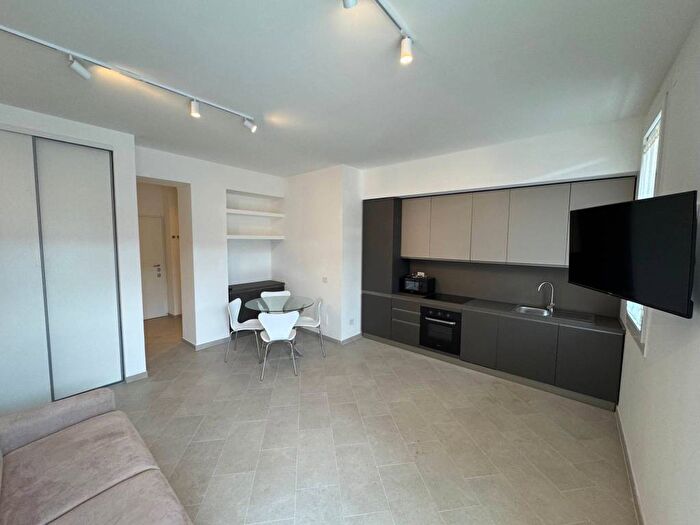 Appartamento monolocale in affitto in Via Sempione, Centro, Pero
