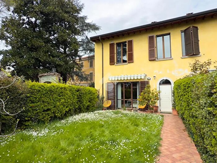 Casa quadrilocale in vendita in Via Piè del Dosso, Gussago