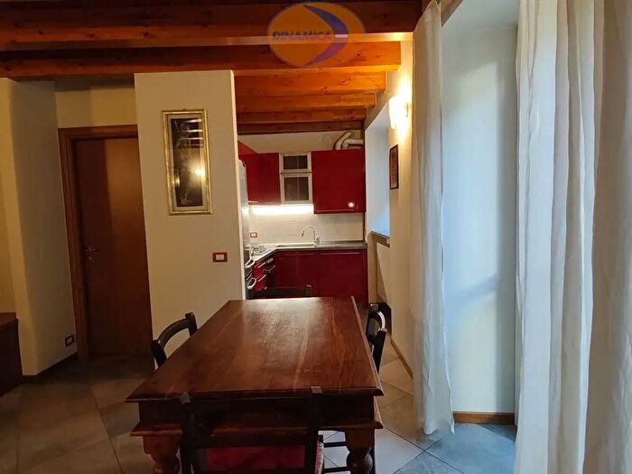 Appartamento bilocale in affitto in Via Ugo Foscolo, Santa Maria Hoe