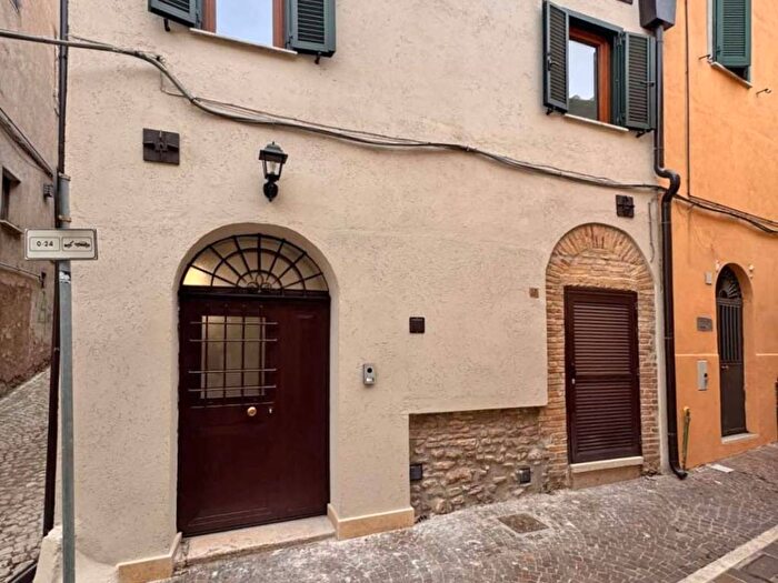 Casa trilocale in affitto in Via Giuseppe Garibaldi, Fiano Romano