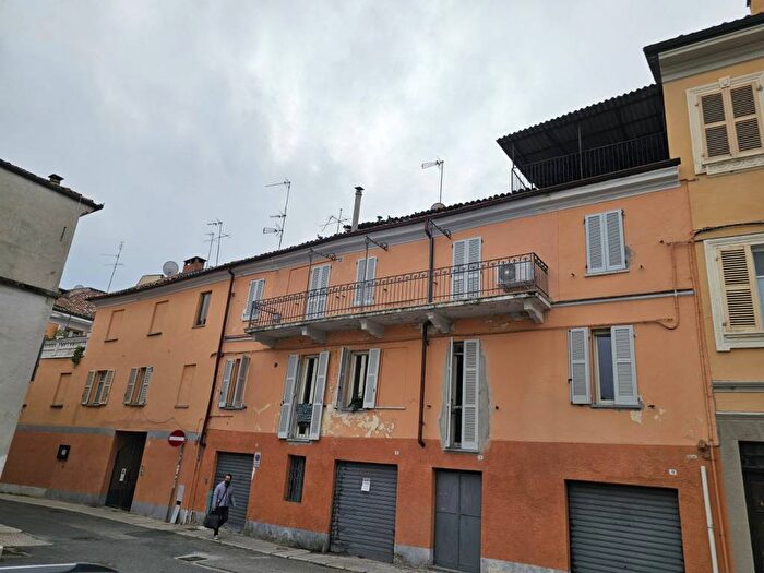 Appartamento trilocale in affitto in VIA ENRICO TOTI, Tribunale, Asti