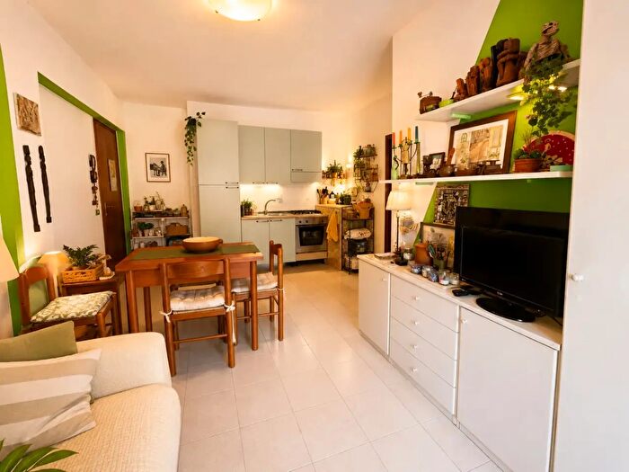 Appartamento bilocale in vendita in Via Sant'Anna, Porto Azzurro