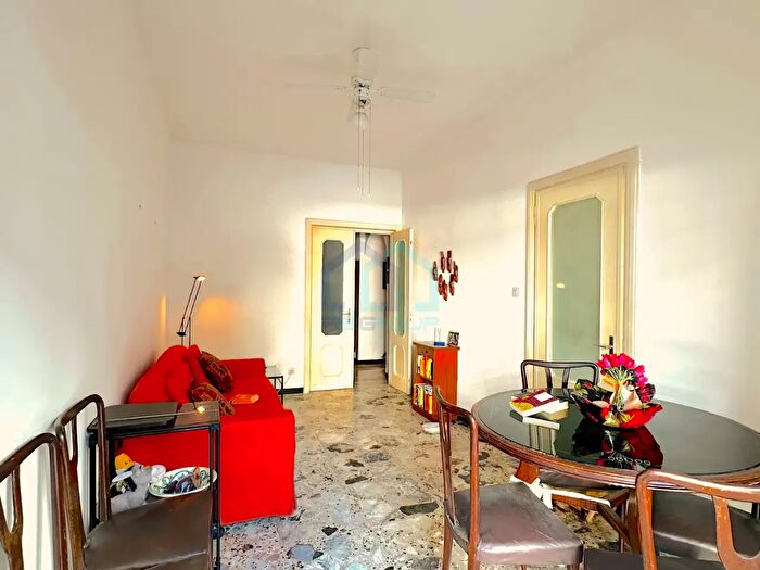 Appartamento trilocale in vendita in Piazzale Piemonte, Albissola Marina