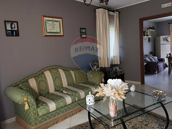 Appartamento quadrilocale in vendita in Via C Giovanni Sapienza, Gaggi