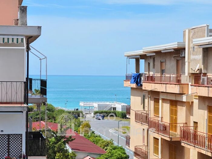 Appartamento con 5 locali in vendita in Corso Mediterraneo Scalea Cosenza, Scalea