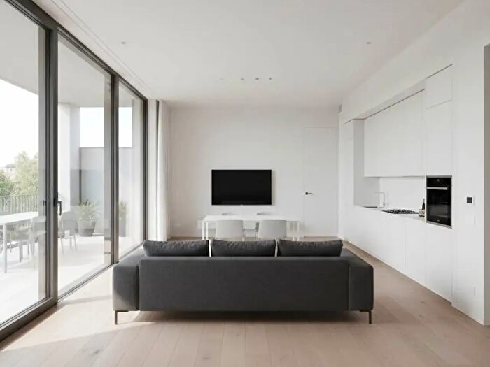 Appartamento trilocale in vendita in Milano