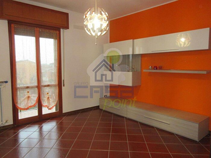 Appartamento quadrilocale in affitto in Via Ca del Vescovo, Giuseppina Villetta, Cremona