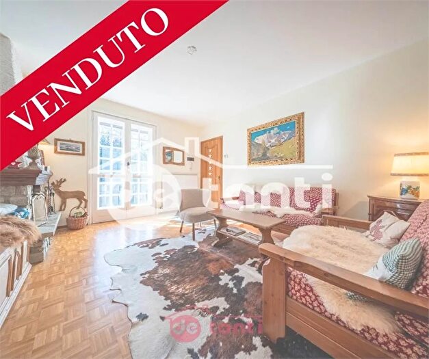 Appartamento quadrilocale in vendita in Via Cascata Madesimo So, Madesimo