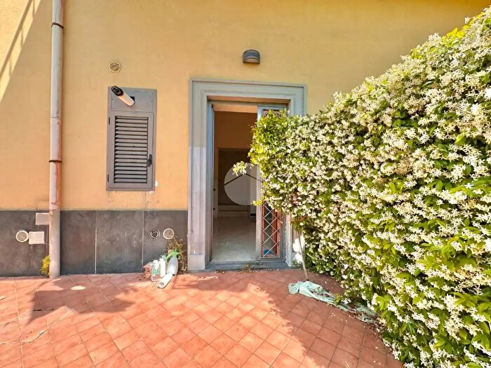 Appartamento bilocale in affitto in Via Vigna, Pozzuoli