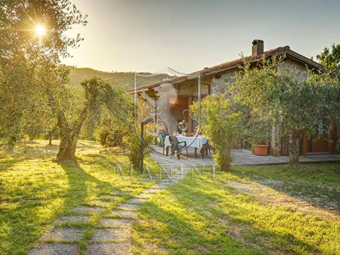 Casa trilocale in vendita in Località Tolle Snc, Sinalunga