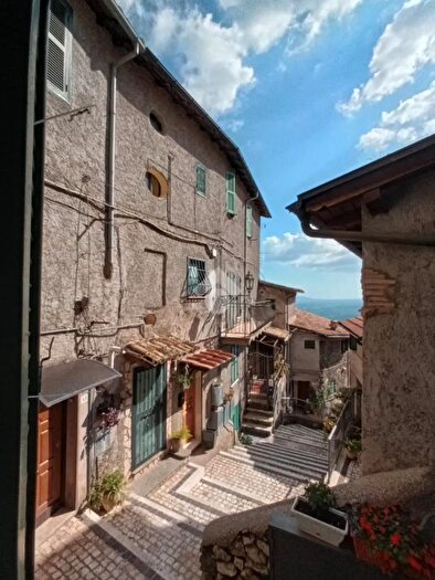 Appartamento bilocale in vendita in Via Cesare Battisti, Olevano Romano