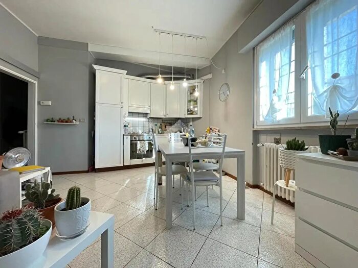 Appartamento trilocale in vendita in Via Sicilia, Arezzo