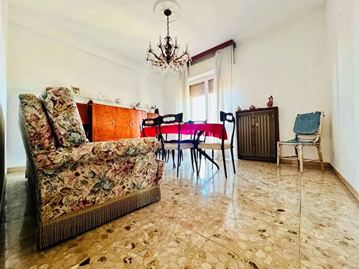 Appartamento trilocale in vendita in Cinisello Balsamo