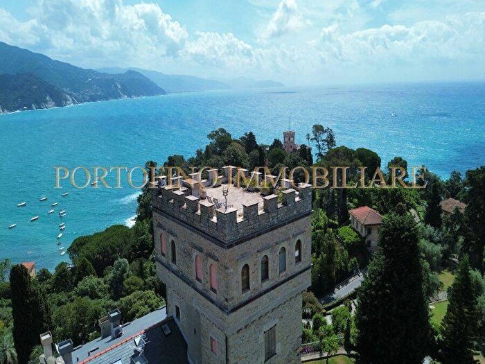 Casa con 5 locali in affitto in Salita al Castello, Centro, Santa Margherita Ligure
