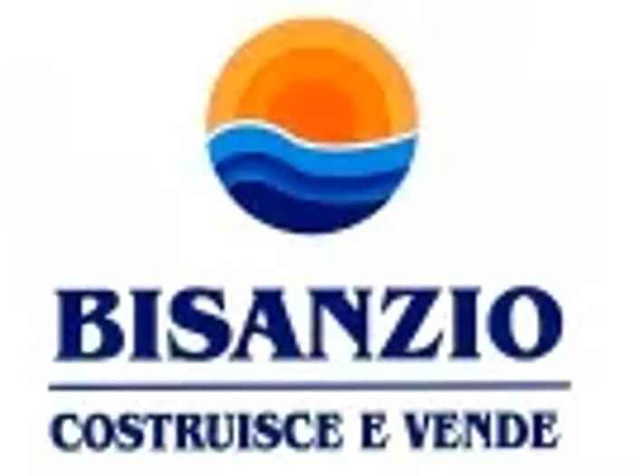 Appartamento trilocale in vendita in Via Seppilli, Ravenna