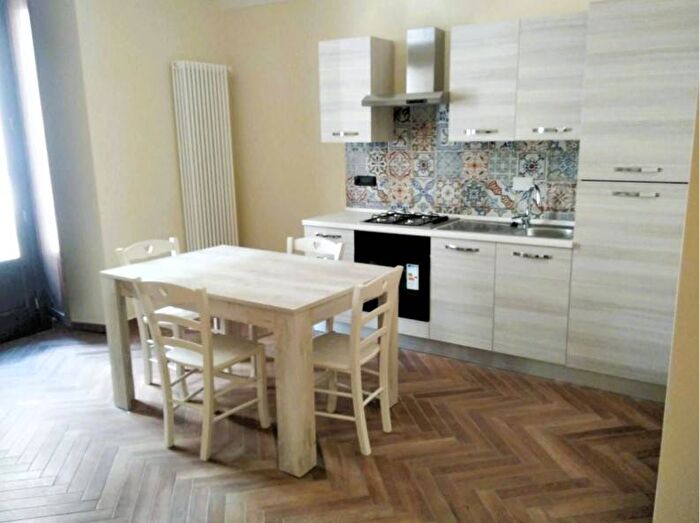 Appartamento monolocale in affitto in Via Po, Via della Rocca, Torino