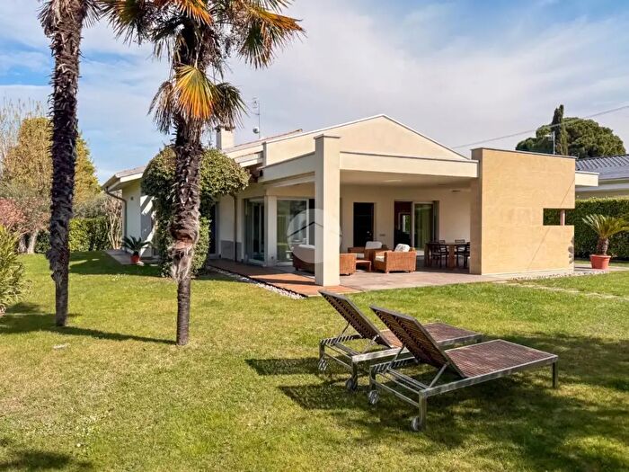 Casa con 5 locali in vendita in Str di Creole, Bardolino