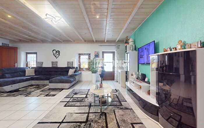 Appartamento quadrilocale in vendita in Via Centallo, Dronero