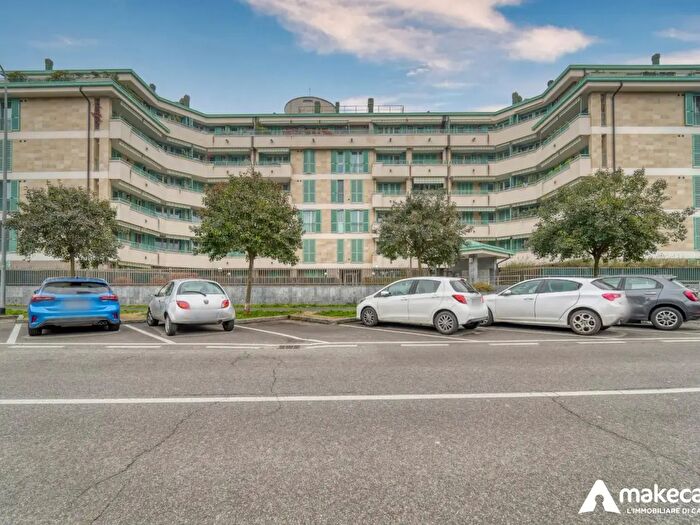 Appartamento bilocale in vendita in Via Papa Pio IV, Melegnano