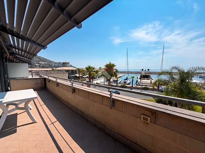 Appartamento bilocale in vendita in Via Aurelia, San Lorenzo Al Mare