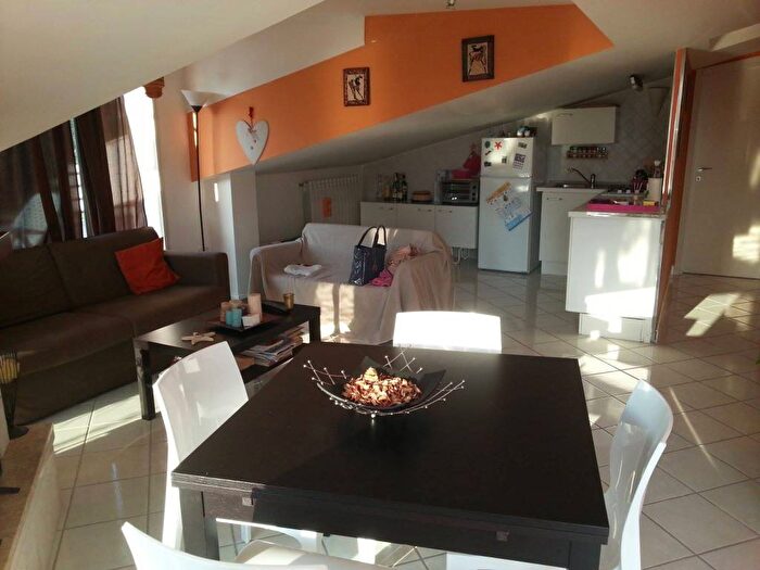 Casa bilocale in affitto in Via Cesare Pascal, San Leucio Briano, Caserta