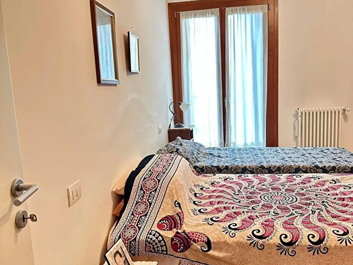 Appartamento con 5 locali in vendita in Siena