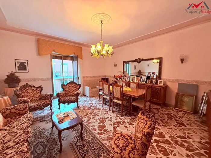 Appartamento con 5 locali in vendita in Porto Empedocle