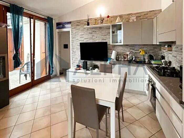 Appartamento trilocale in vendita in Via Godo, Ravenna