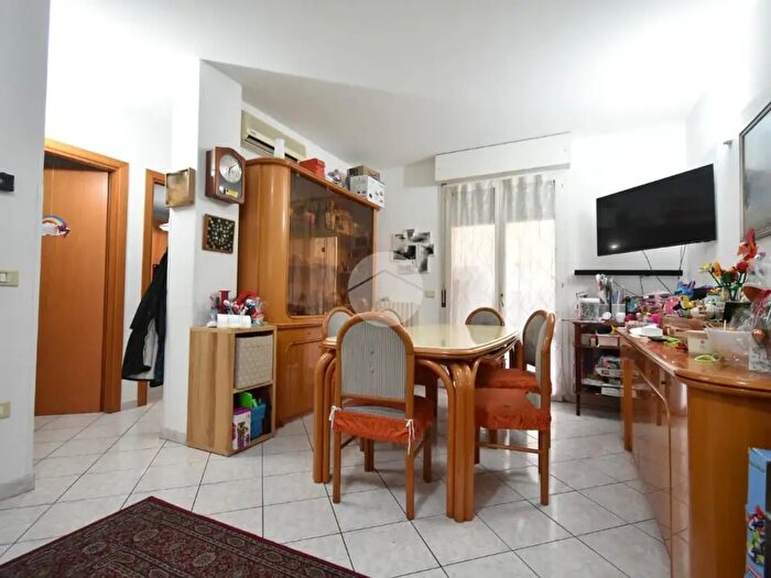 Appartamento trilocale in vendita in Via del Coppo, Santarcangelo Di Romagna