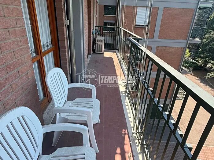 Appartamento trilocale in vendita in Via Bach a, Modena