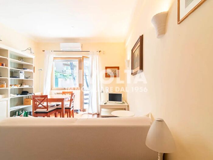 Appartamento bilocale in affitto in Via Courmayeur, Roma