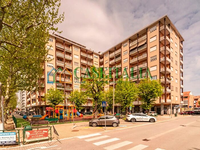 Appartamento quadrilocale in vendita in Piazza Kennedy, Beinasco