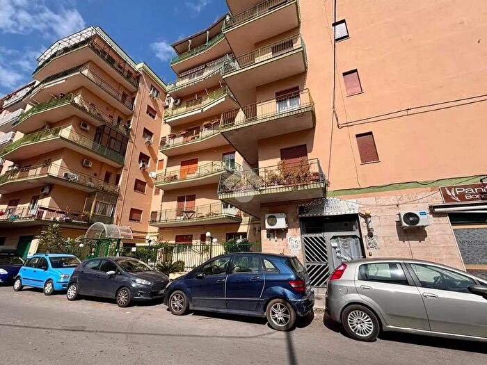Appartamento con 5 locali in vendita in Via Antonino Alessi, Palermo